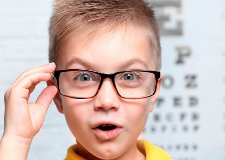 Где лечить зрение ребенку в Краснодаре?