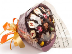 Букет из конфет – утонченный подарок на любой случай!