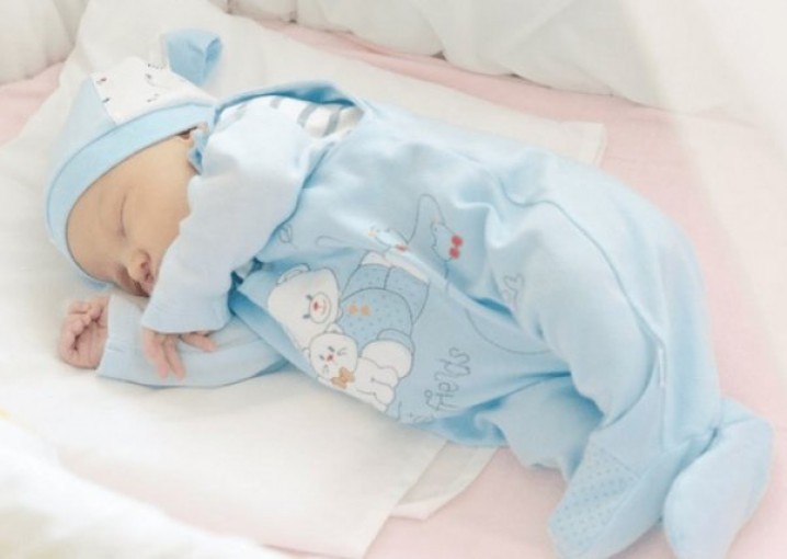 Как выбрать одежду, в которой новорожденному будет по-настоящему удобно